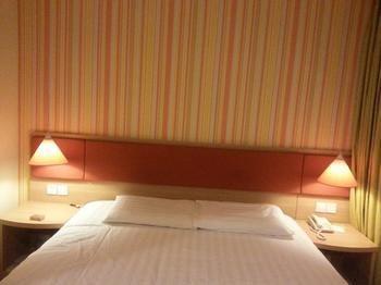 Home Inn Beijing Anningzhuang East Road Extérieur photo